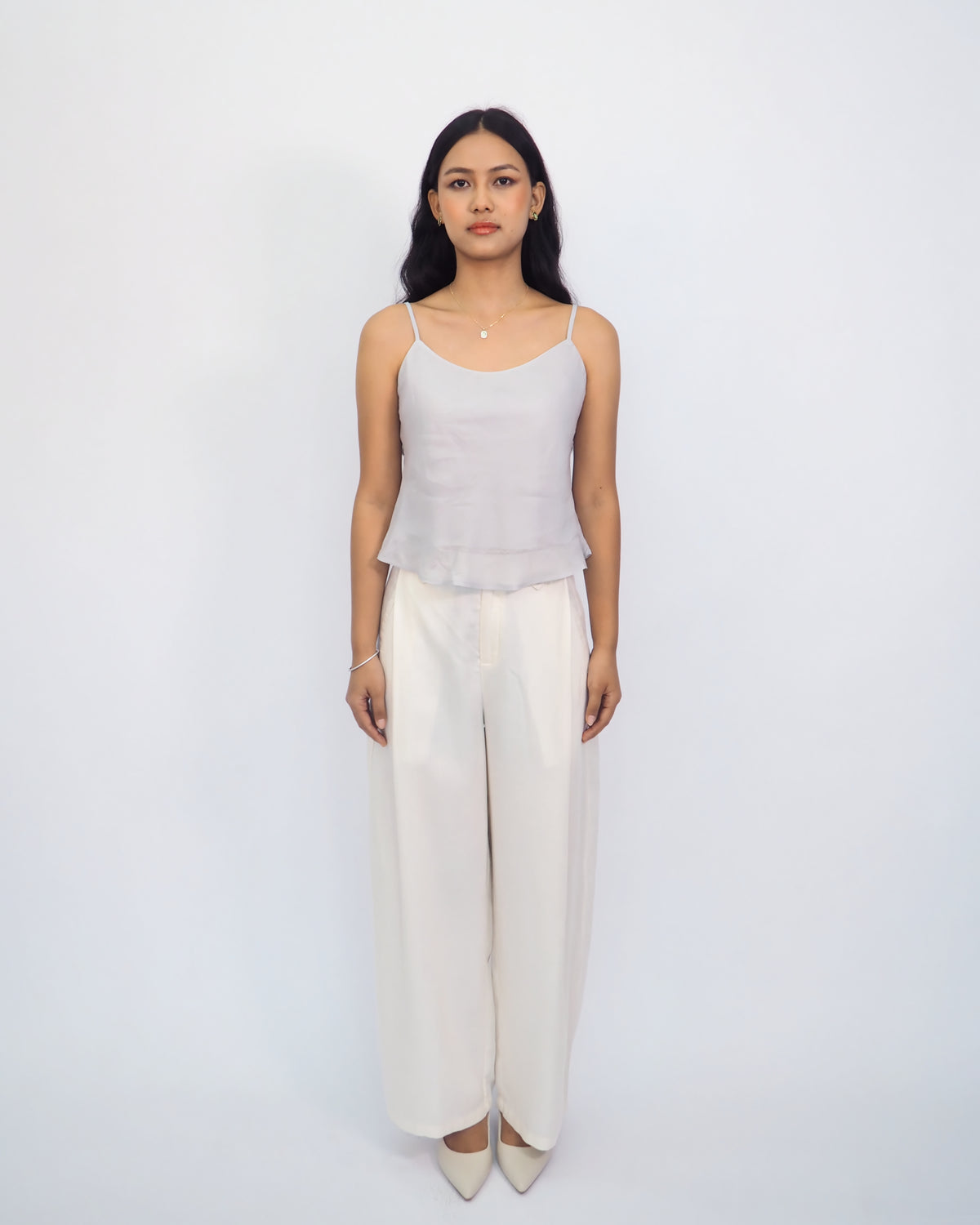 The Curved-Barrel Pants - Off White