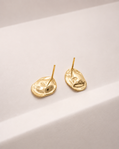 The Fluid Geometric Studs