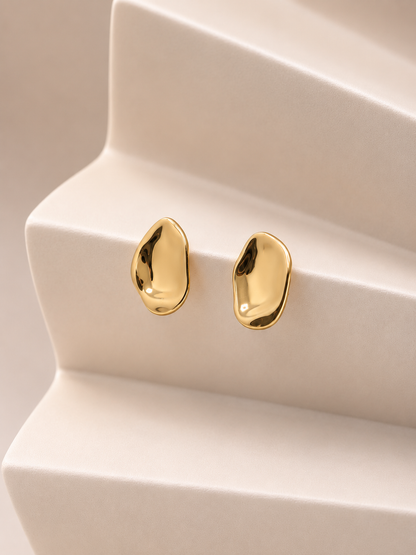 The Fluid Geometric Studs